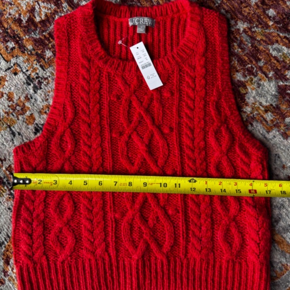 J.Crew Sweater Vest NWT - Picture 4 of 5
